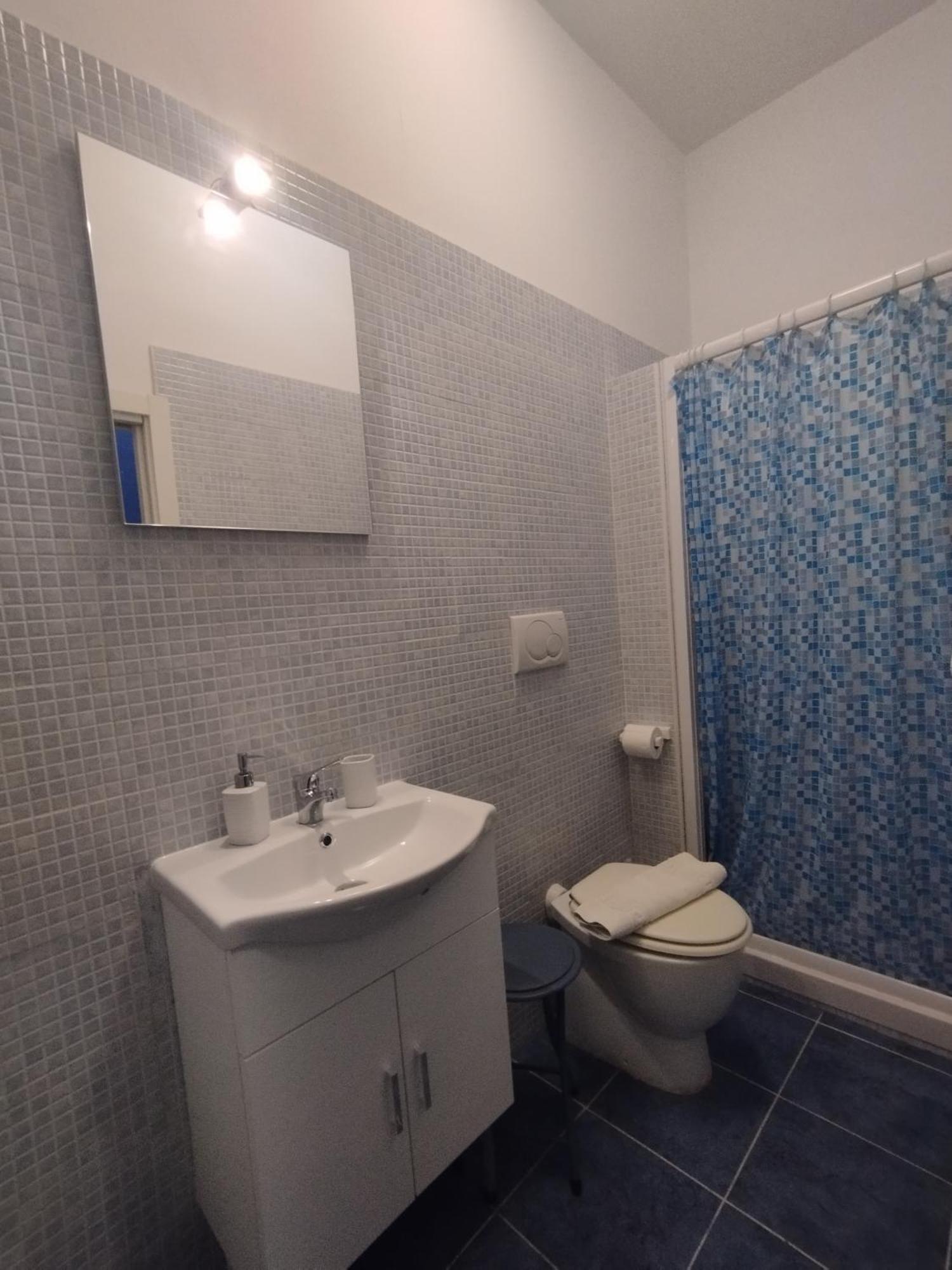 Adriatic Room 50 M Dalla Stazione Ferroviaria Di Ciampino E Dalla Navetta Aeroportuale 외부 사진