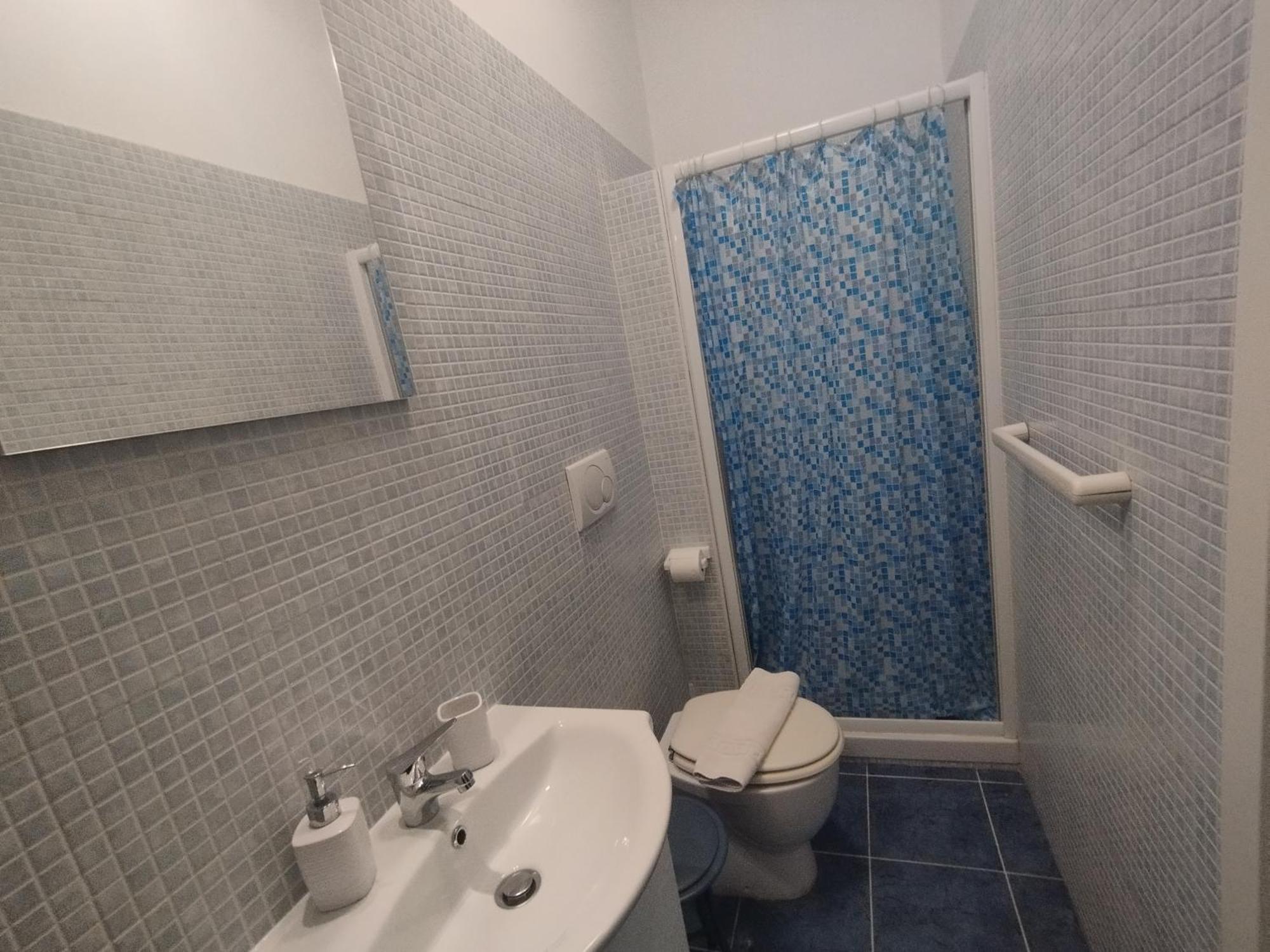 Adriatic Room 50 M Dalla Stazione Ferroviaria Di Ciampino E Dalla Navetta Aeroportuale 외부 사진