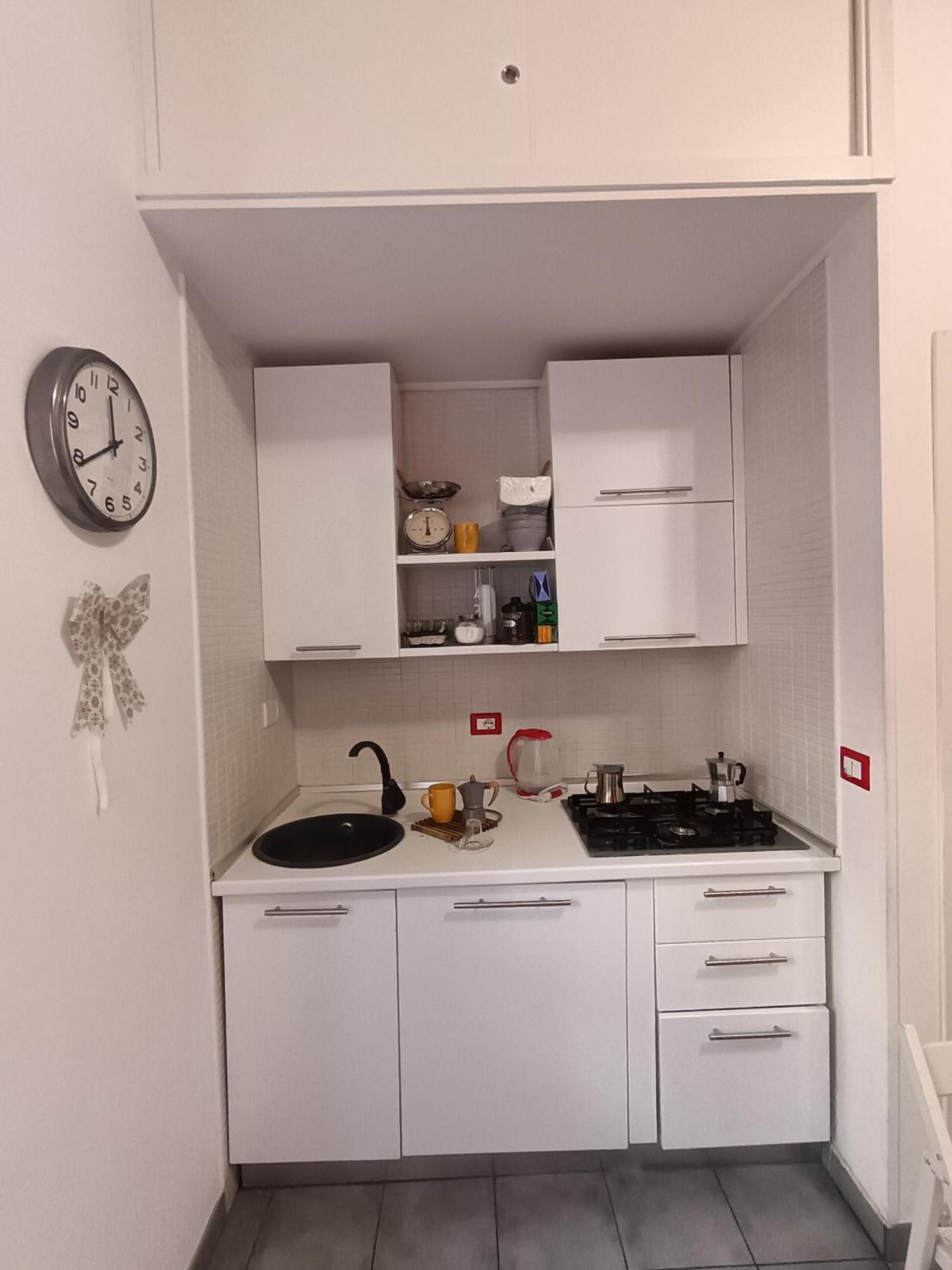 Adriatic Room 50 M Dalla Stazione Ferroviaria Di Ciampino E Dalla Navetta Aeroportuale 외부 사진